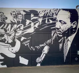 MLK Jr. mural of him giving a speech